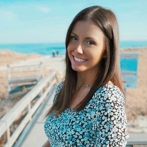 Meet your Posher, Isabella